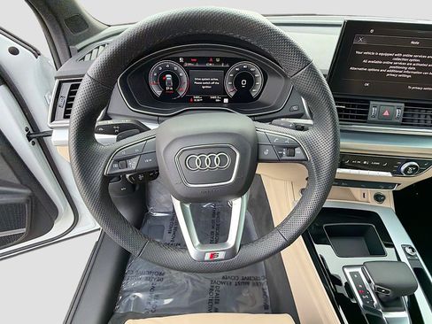 Used 2025 Audi Q5 2.0T Premium Plus image 40