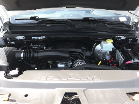 Used 2022 RAM 1500 Laramie w/ Sport Appearance Package AWD/4WD image 11