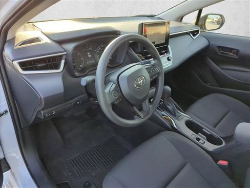 Certified 2025 Toyota Corolla LE image 11
