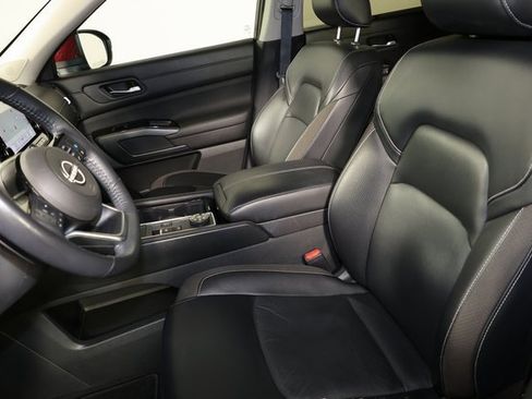 Used 2022 Nissan Pathfinder SL w/ SL Premium Package image 27