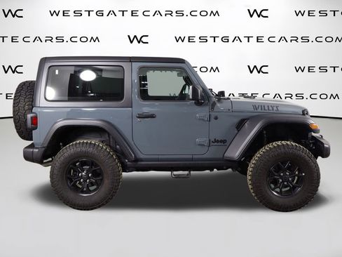 Used 2025 Jeep Wrangler Willys image 46