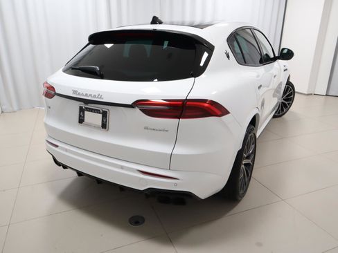 New 2026 Maserati Grecale Modena image 5