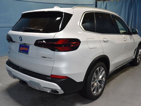 New 2026 BMW X5 xDrive50e w/ Executive Package image 26