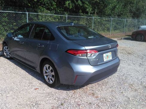 Used 2024 Toyota Corolla LE FWD image 2