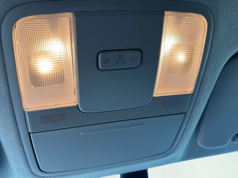 Used 2023 Kia Forte LXS FWD image 17