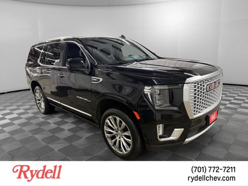 Used 2024 GMC Yukon Denali w/ Denali Reserve Package image 7
