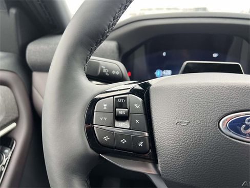 New 2026 Ford Explorer Platinum image 15