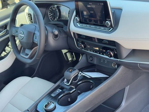 New 2026 Nissan Rogue SV image 11