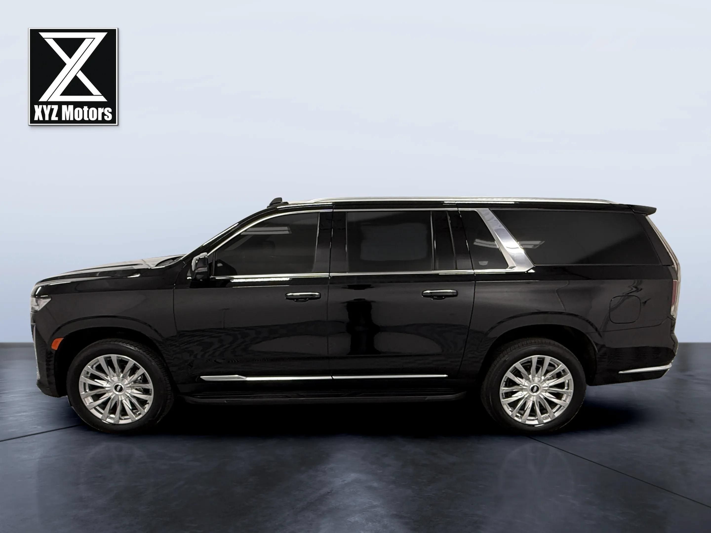 Used 2023 Cadillac Escalade ESV Premium Luxury AWD/4WD image 3