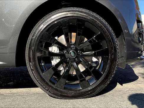 New 2025 Land Rover Range Rover Sport Dynamic SE image 14