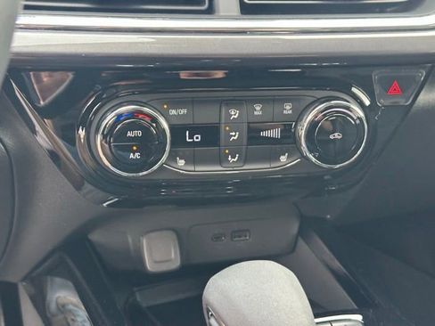 New 2026 Chevrolet Trax ACTIV w/ Sunroof Package FWD image 10