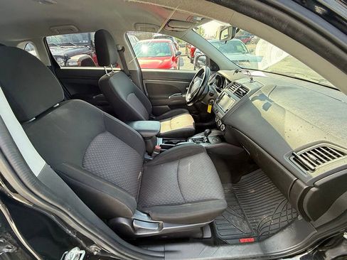 Used 2019 Mitsubishi Outlander Sport LE FWD image 23