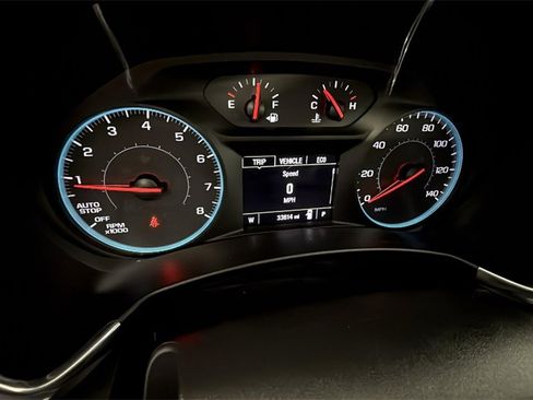 Used 2018 Chevrolet Equinox LS image 20