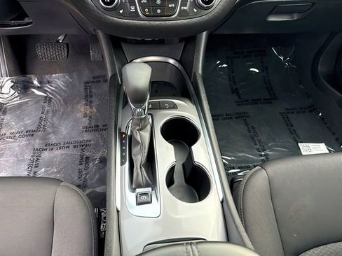 Used 2024 Chevrolet Malibu LT image 26