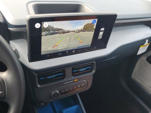 New 2026 Ford Maverick XLT image 22