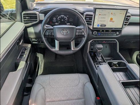 Used 2024 Toyota Tundra Limited AWD/4WD image 8