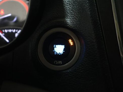 Used 2018 Dodge Journey Crossroad w/ Nav & Sun Group image 27