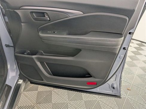 Used 2022 Honda Passport EX-L image 35