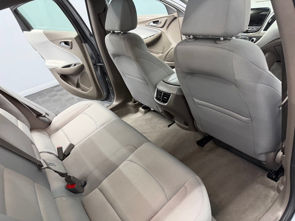 Used 2024 Chevrolet Malibu LT FWD image 46