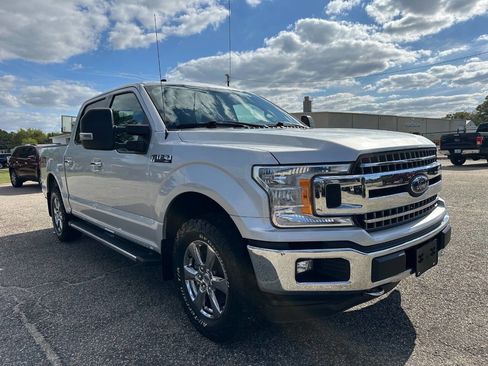 Used 2018 Ford F150 XLT w/ XTR Package image 12