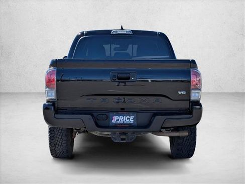 Used 2022 Toyota Tacoma TRD Off-Road w/ Technology Package image 7