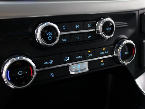 Certified 2022 Ford F150 Lightning Pro image 31