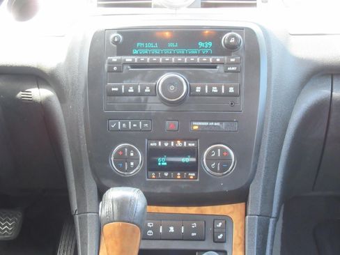 Used 2012 Buick Enclave Leather FWD image 15
