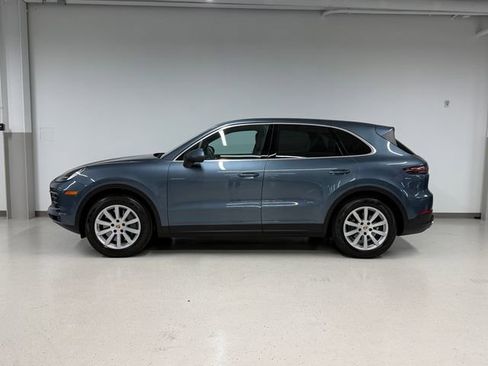 Certified 2019 Porsche Cayenne S AWD/4WD image 2