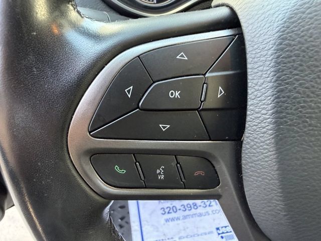 Used 2020 Jeep Cherokee Limited AWD/4WD image 22