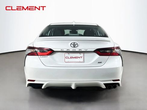 Used 2023 Toyota Camry SE w/ Convenience Package FWD image 7