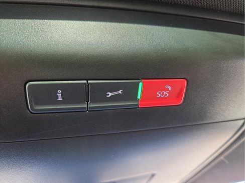 Used 2023 Volkswagen Atlas Cross Sport SEL Premium R-Line image 22