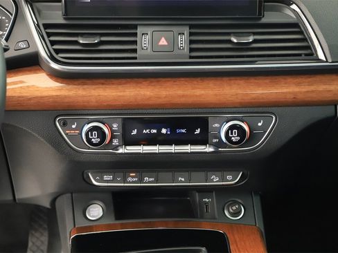 Certified 2023 Audi Q5 2.0T Premium w/ Convenience Package image 20