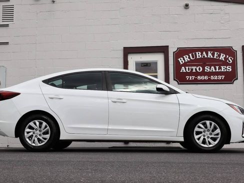 Used 2020 Hyundai Elantra SE w/ Cargo Package (C1) FWD image 1
