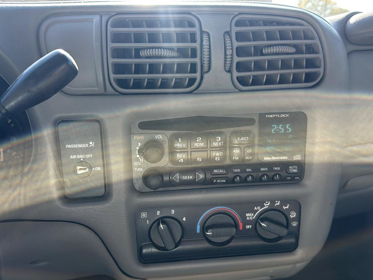 Used 2002 Chevrolet S10 Pickup LS w/ LS Preferred Equipment Group RWD image 13