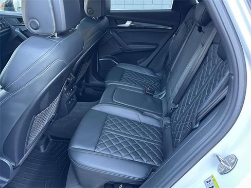Used 2021 Audi SQ5 Prestige w/ Prestige Package image 14