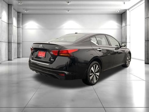 Used 2022 Nissan Altima 2.5 SV image 7