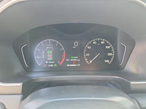 Certified 2025 Honda Pilot Sport image 14