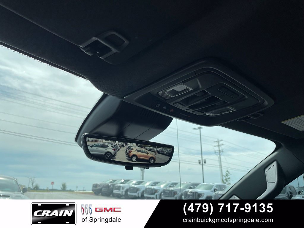 Used 2025 GMC Sierra 1500 AT4 w/ AT4 Premium Package AWD/4WD image 21