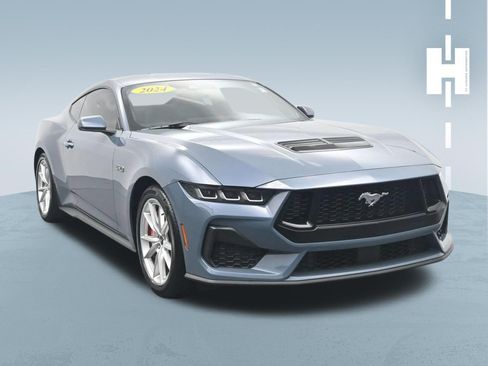 Used 2024 Ford Mustang GT Premium RWD image 3