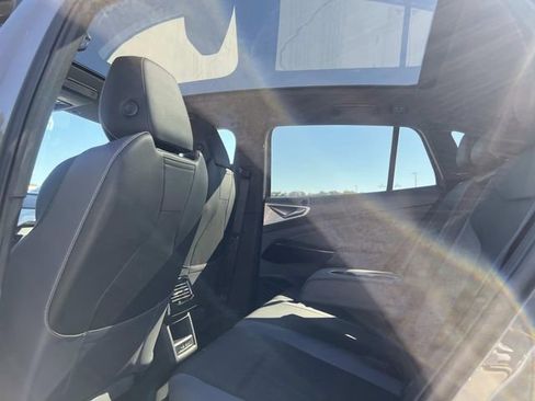 New 2025 Volkswagen ID.4 Pro S image 19
