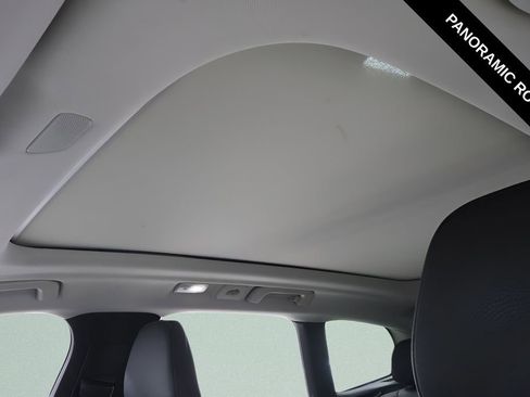 Used 2025 Volvo XC60 B5 Plus w/ Protection Package Premier AWD/4WD image 19