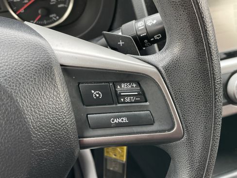 Used 2015 Subaru Crosstrek 2.0i Premium w/ Moonroof Package image 21