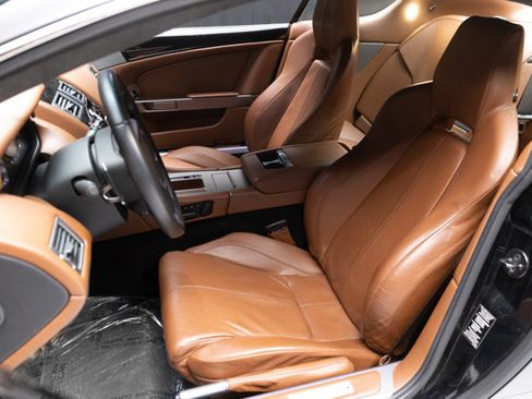 Used 2009 Aston Martin DB9 Coupe RWD image 46