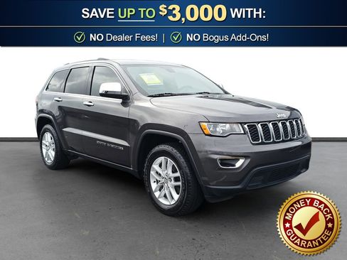 Used 2017 Jeep Grand Cherokee Laredo w/ Quick Order Package 23E AWD/4WD image 10