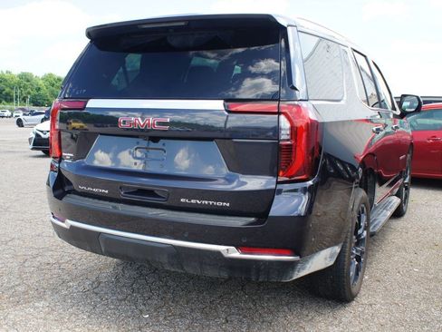 Used 2026 GMC Yukon Elevation AWD/4WD image 6