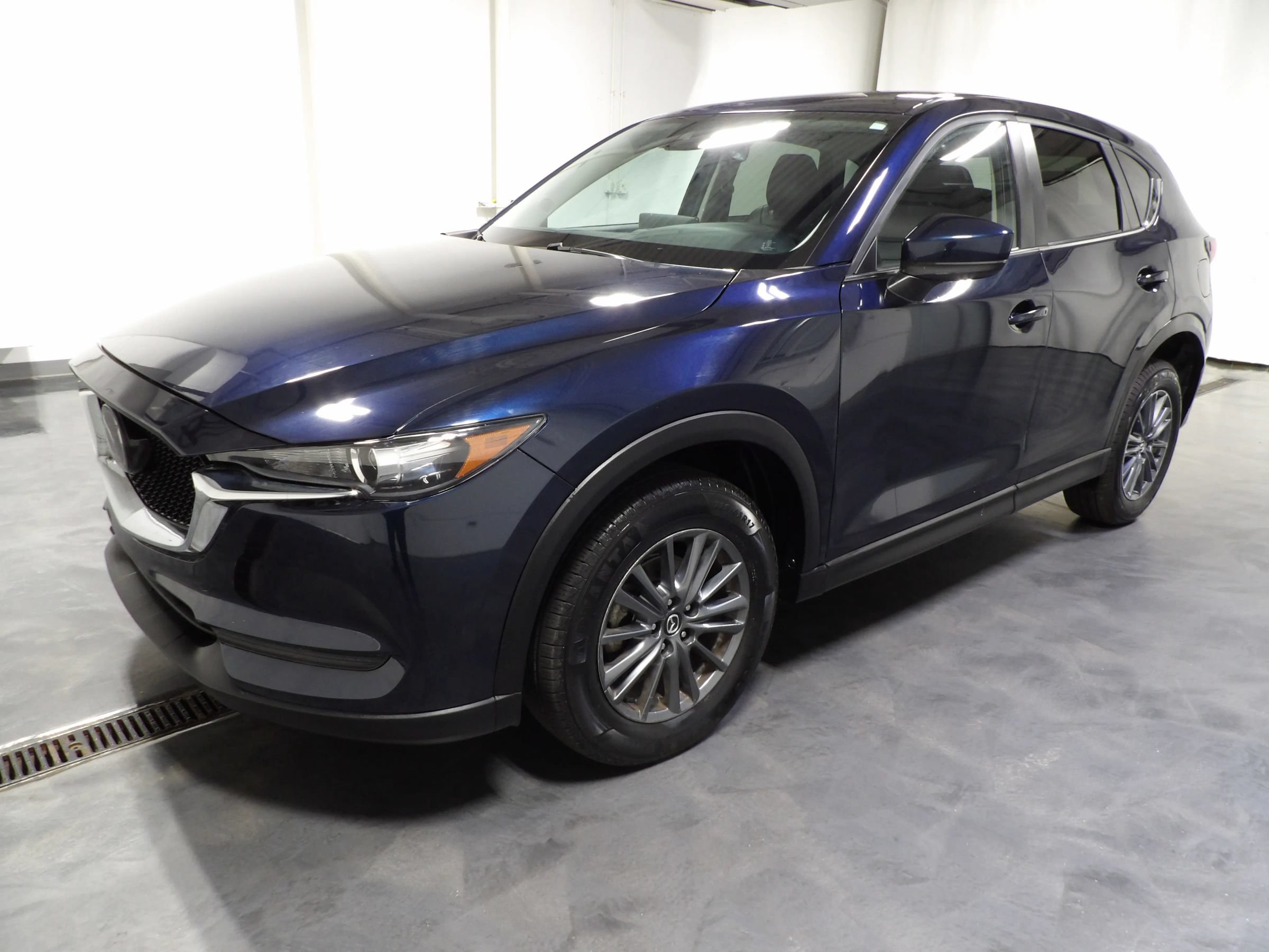 Used 2021 MAZDA CX-5 Touring AWD/4WD image 3