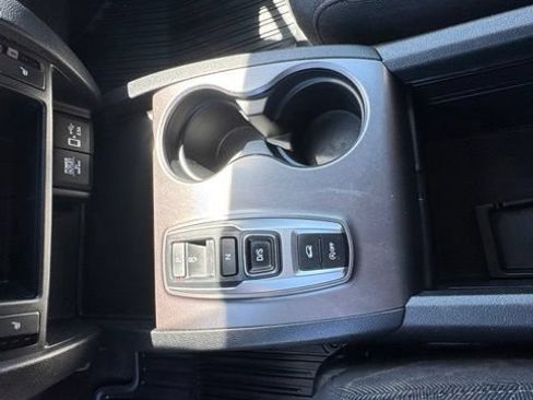 Used 2021 Honda Pilot EX image 24