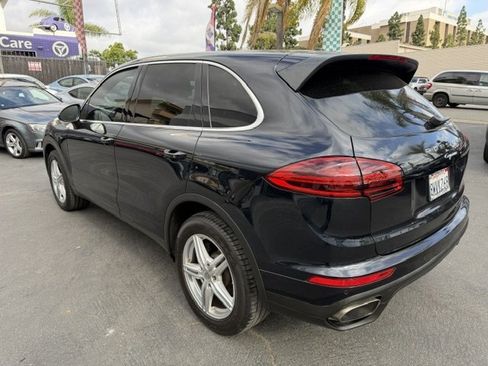 Used 2017 Porsche Cayenne w/ Premium Plus Package AWD/4WD image 5