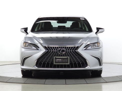 Used 2023 Lexus ES 350 w/ Accessory Package (Z2) FWD image 2