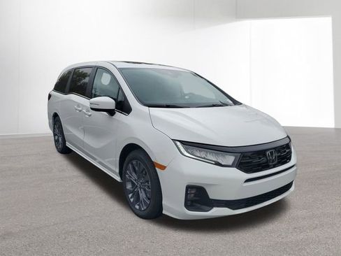 New 2026 Honda Odyssey Touring image 12